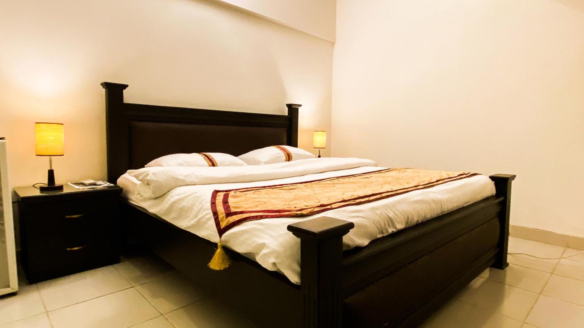 Royal Inn Hotel Καράτσι Εξωτερικό φωτογραφία