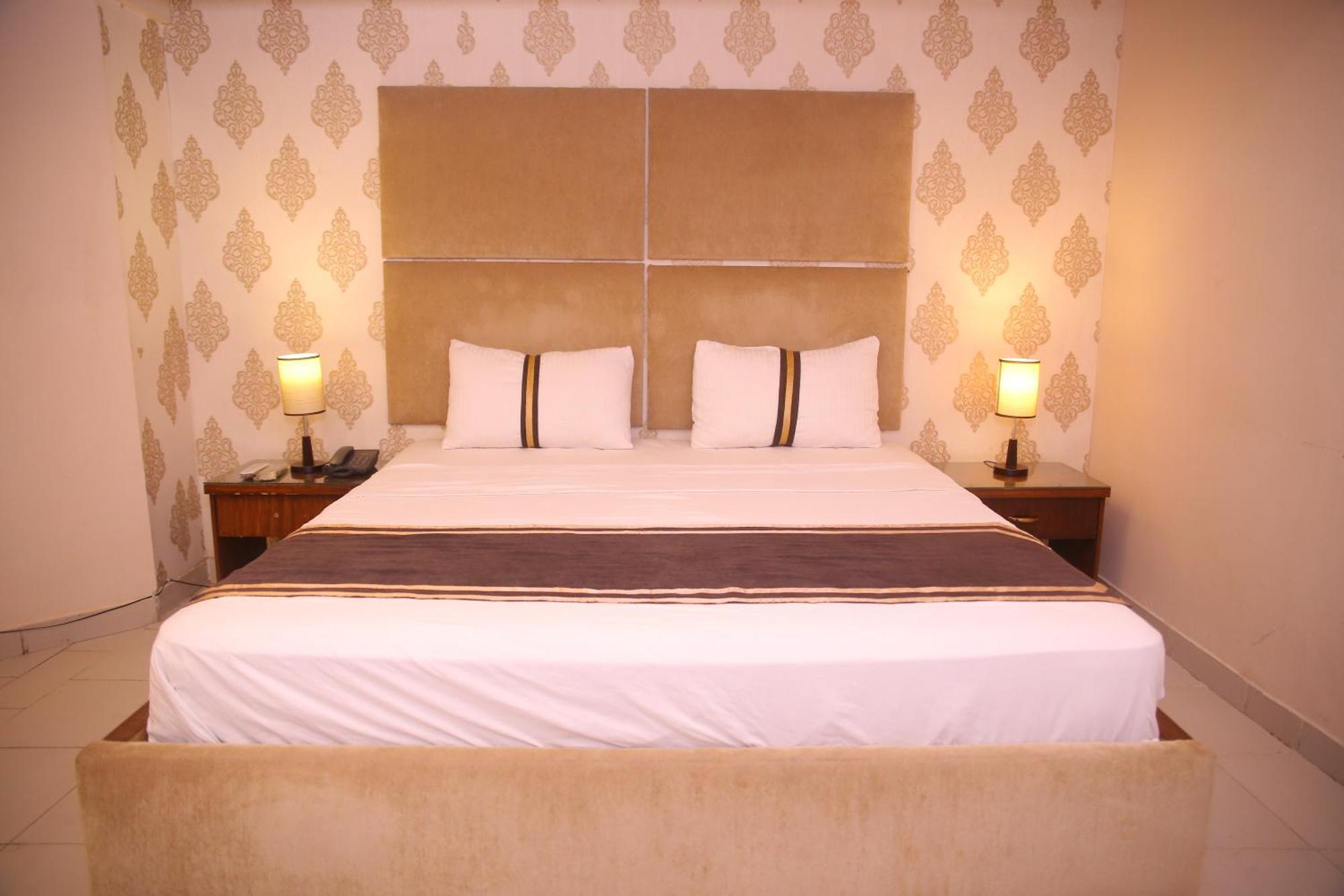 Royal Inn Hotel Καράτσι Εξωτερικό φωτογραφία