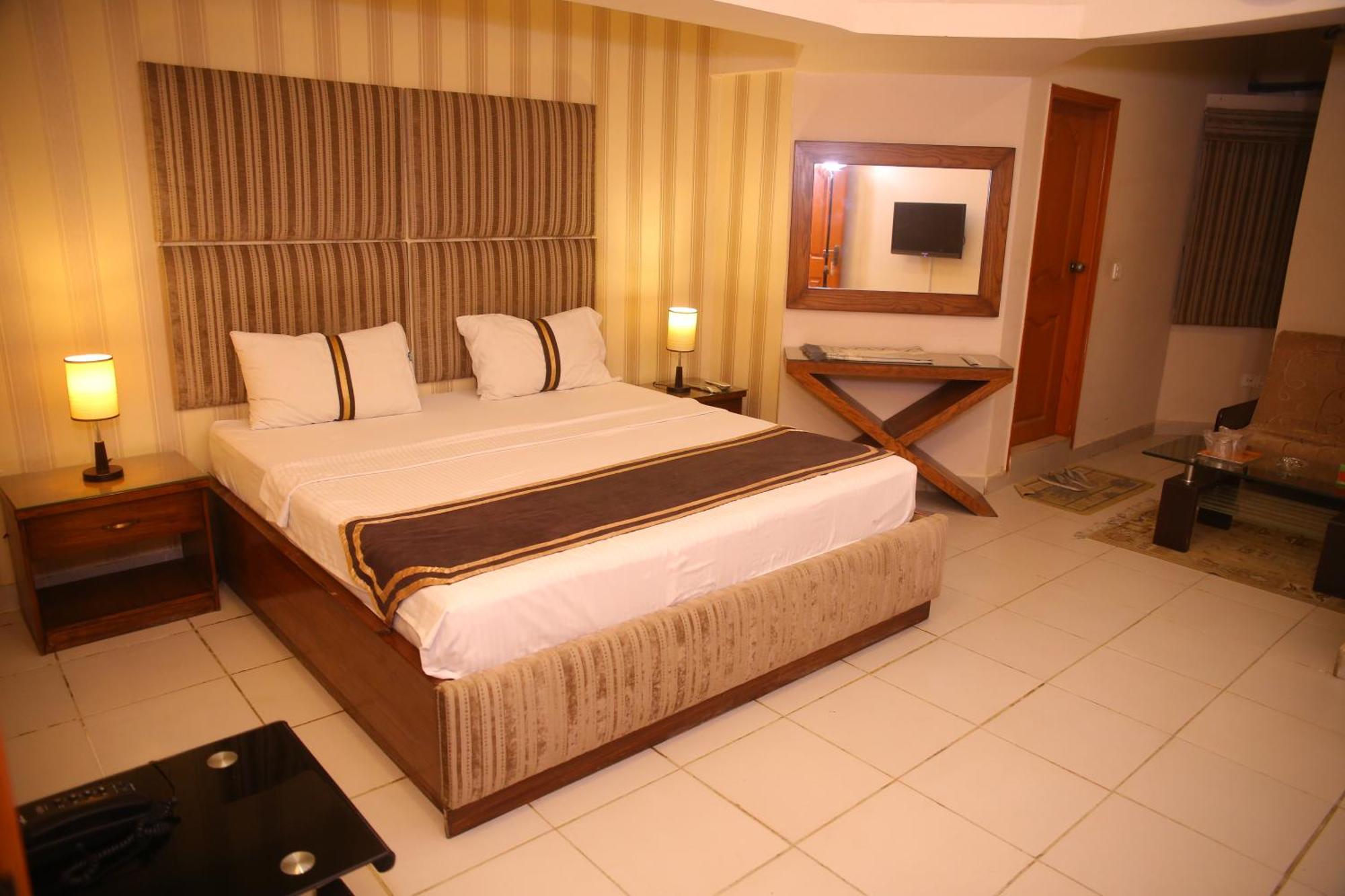 Royal Inn Hotel Καράτσι Εξωτερικό φωτογραφία