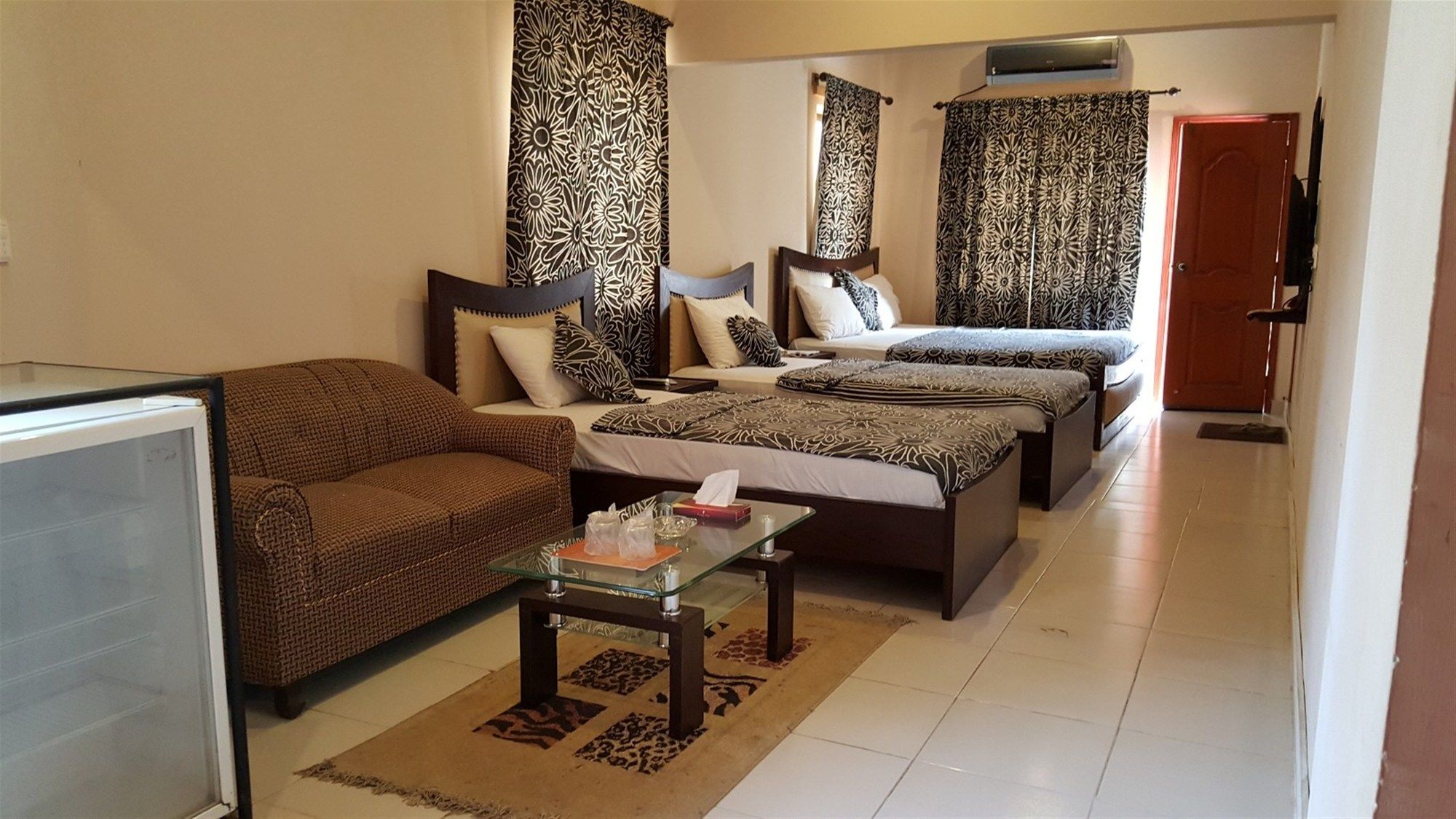 Royal Inn Hotel Καράτσι Εξωτερικό φωτογραφία