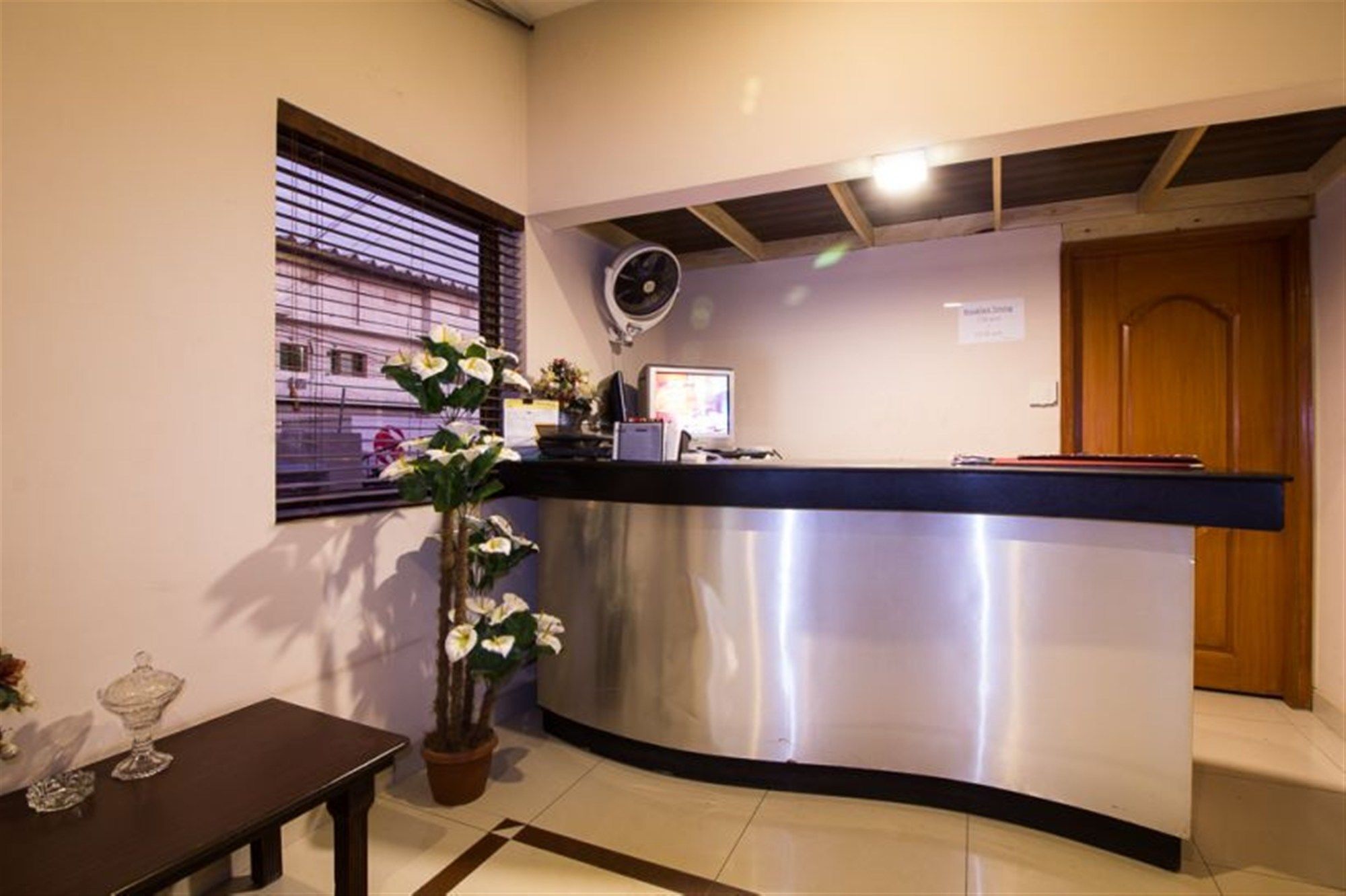 Royal Inn Hotel Καράτσι Εξωτερικό φωτογραφία